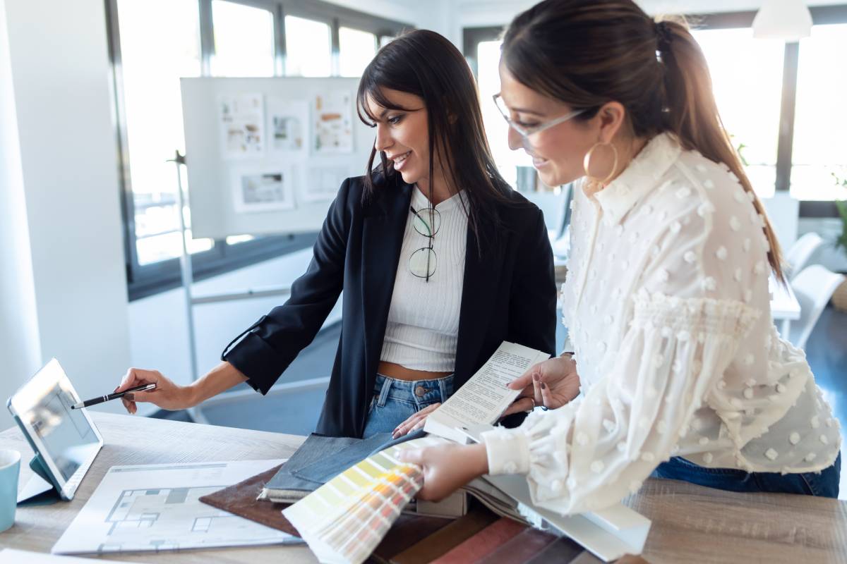 concept of asking questions when hiring home renovation firm